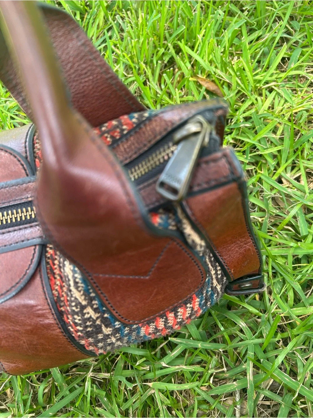 Vintage Fossil Brown Leather-Trim Multicolor Woven Shoulder Bag